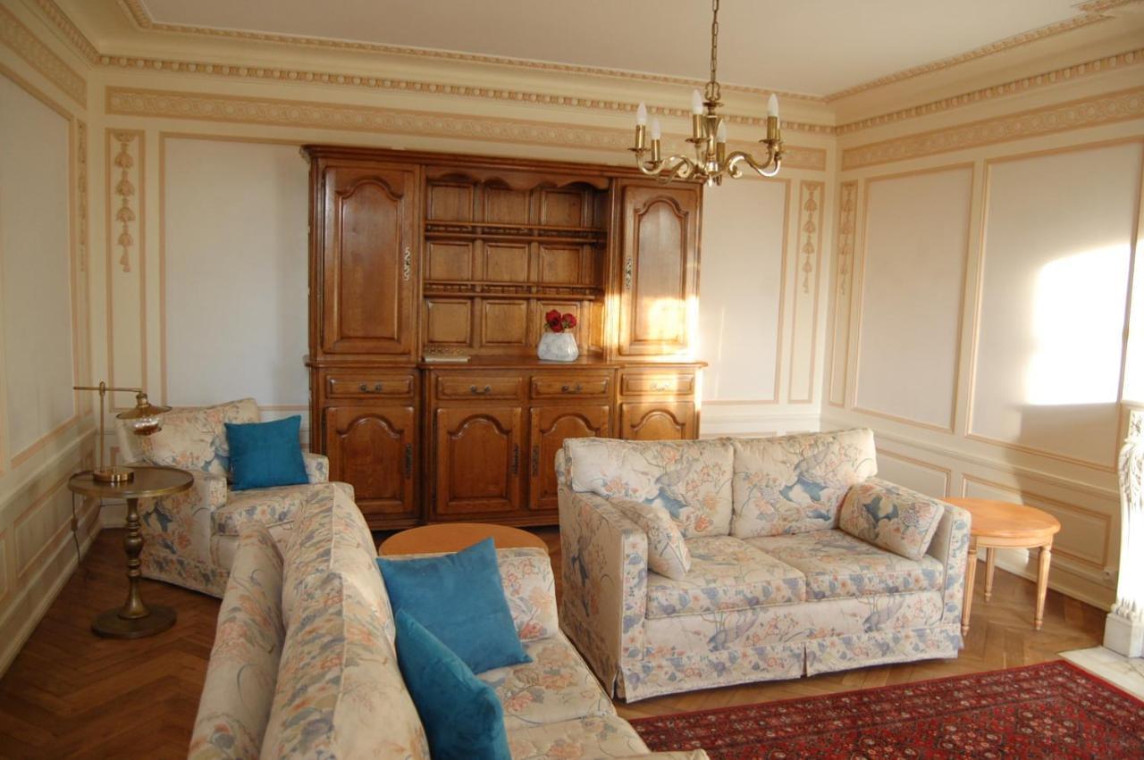 Chateau Begot Lansac  Eksteriør bilde